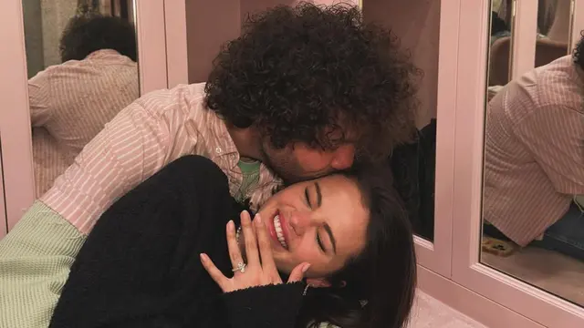 Momen Selena Gomez Dilamar Benny Blanco, Taylor Swift Beri Komentar Manis