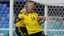 Keunggulan skor 1-0 Swedia ini bertahan hingga peluit panjang akhir pertandingan dibunyikan. Mereka sukses merebut poin penuh pada pertandingan kali ini dan menempatkan mereka di posisi puncak klasemen sementara Grup E Euro 2020. (Foto: AFP/Pool/Anatoly Maltsev)