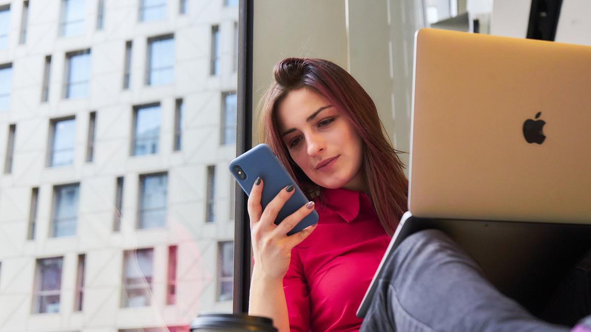 Tertarik Menjadi Digital Nomad? Kenali 5 Tantangan yang Mungkin Akan Anda Hadapi