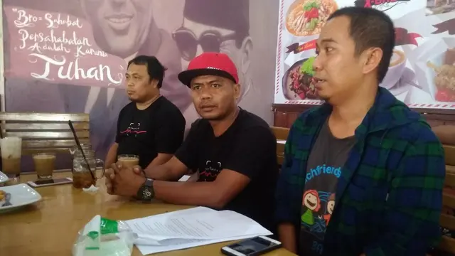 Salah satu foto peserta asal Kota Kendari yang ikut dalam lomba, belum dibayarkan panitia.(Liputan6.com/Ahmad Akbar Fua)