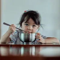 Ilutrasi anak sarapan/Copyright pixabay.com/b13923790