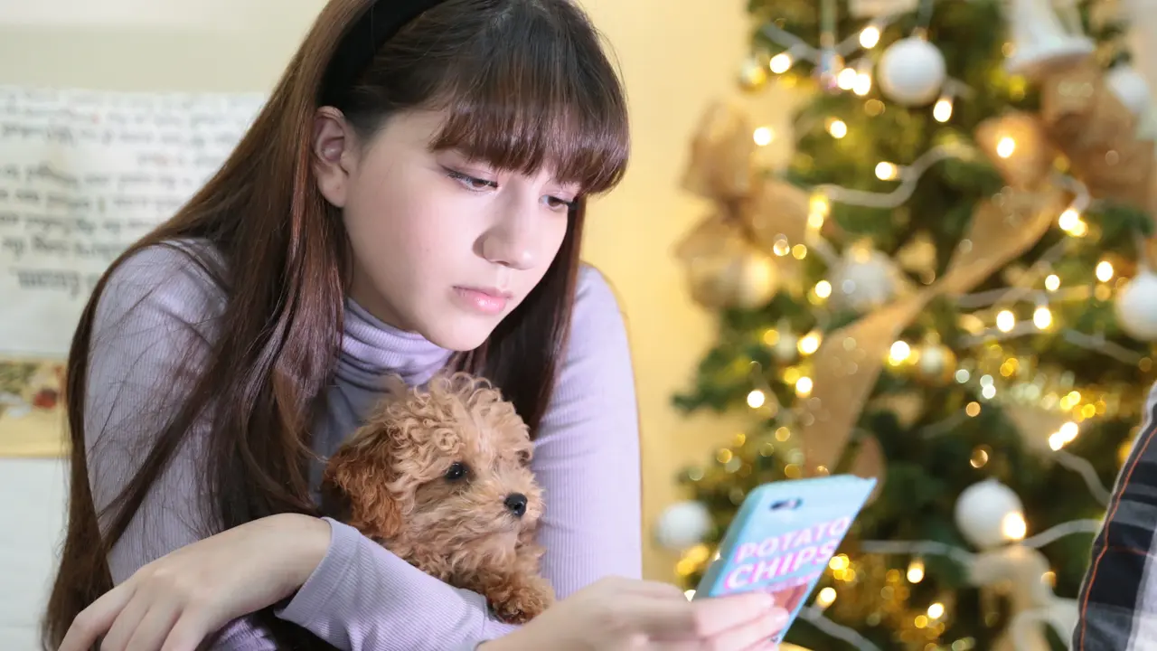 [Bintang] Suka Baca Buku, Alasan Cassandra Lee Tertarik dengan Dunia Akting