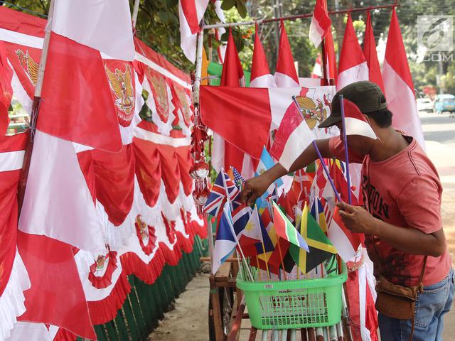 Jauh Jauh Dari Bekasi Ini Alasan Amin Jualan Bendera Di Karimun Regional Liputan6 Com