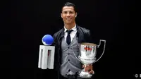 Cristiano Ronaldo mengatakan dirinya belum merasa bosan untuk memenangi penghargaan lain pada musim ini