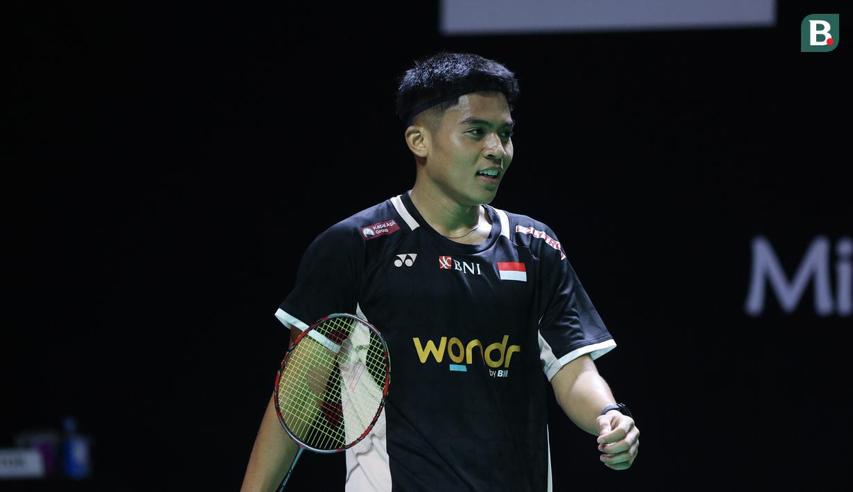 Tunggal putra Indonesia, Moh Zaki Ubaidillah harus mengakhiri langkahnya di babak 16 besar Daihatsu Indonesia Masters 2026. Bertanding di Istora Senayan, Jakarta, Kamis (22/1), Ubed ditaklukkan Singapura, Loh Kean Yew, dengan skor 19-21, 10-21. (Bola.com/M Iqbal Ichsan)