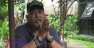 Seperti apa sih persiapan film Warkop Reborn? Lalu siapa yang akan memerankan karakter bersejarah seperti Dono, Kasino dan Indro?