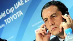 Pelatih Pachuca, Pablo Marini, di sesi konferensi pers di Abu Dhabi, 8 Desember 2010 jelang Piala Dunia Antarklub 2010. AFP PHOTO / KARIM SAHIB 