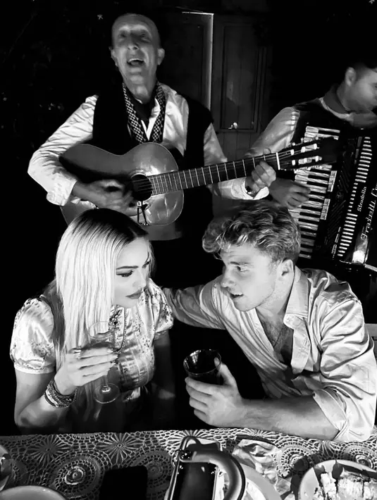 <p>Madonna dalam pesta ultah Rocco Ritchie. (Foto: Instagram/ madonna)</p>