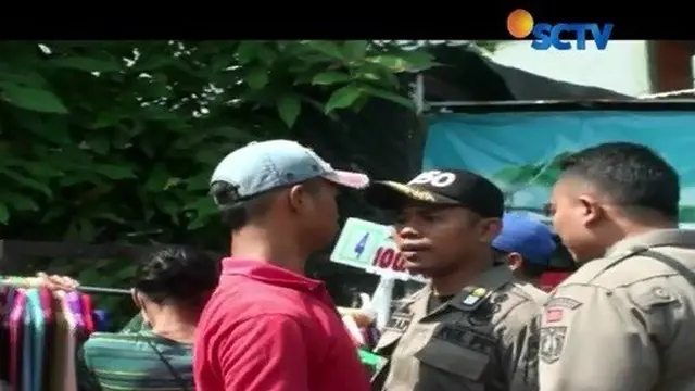Kesal Kerap Dirazia, PKL Pukul Satpol PP dengan Kursi Plastik