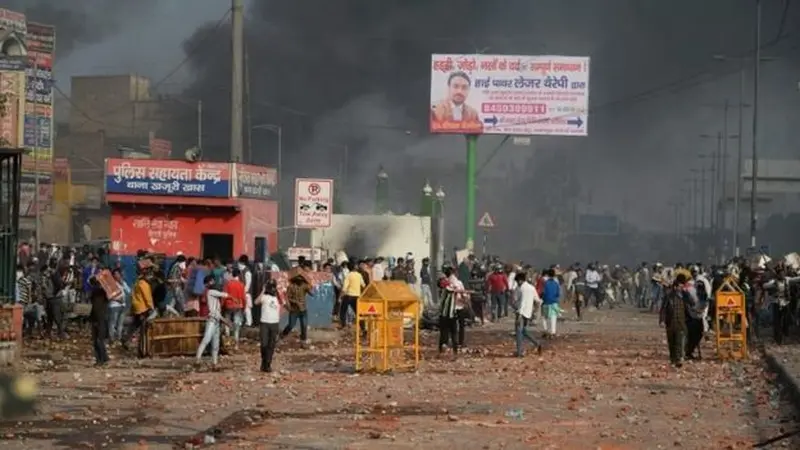 Suasana demonstrasi massa di India terhadap pemerintah, tepat beberapa jam sebelum kunjungan Trump.