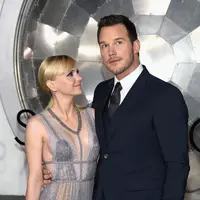 Meskipun sudah mengumumkan perceraiannya secara resmi, Chris dan Anna berjanji akan tetap saling menghargai. Mereka ingin anaknya tumbuh dengan kasih sayang kedua orang tuanya sampai kapanpun. (AFP/Matt Winkelmeyer)