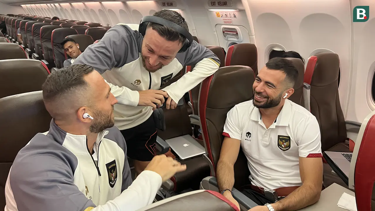 Foto: Mengikuti Perjalanan Satu Pesawat dengan Rombongan Timnas Indonesia untuk Jalani Laga Piala AFF 2022 Kontra Brunei Darussalam