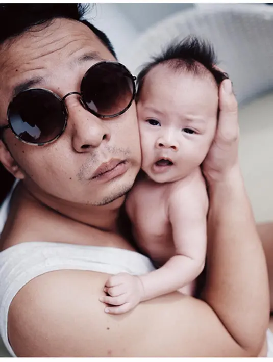 Setelah melahirkan, Sabai cuti dari keartisannya untuk fokus mengurus buah hatinya. (Instagram/ ringgoagus)