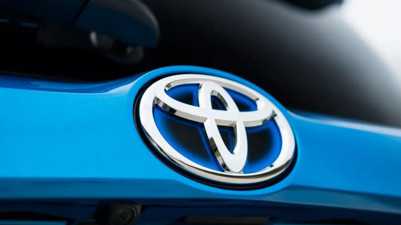 Toyota Terbentur Tembok Kurs Mata Uang