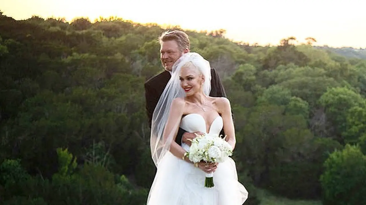 Gaun pernikahan Gwen Stefani