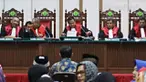 Sidang tuntutan yang diundur menjadi Kamis (20/04/17) mendatang membuat Ahok merasa rugi.