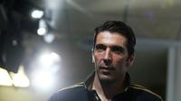 Kiper Juventus asal Italia, Gianluigi Buffon. (AFP/Marco Bertorello)