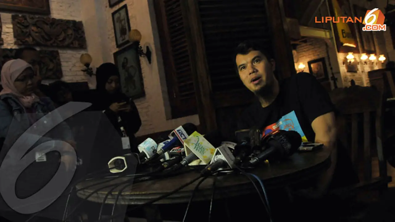 ahmad-dhani-1-131114b.jpg