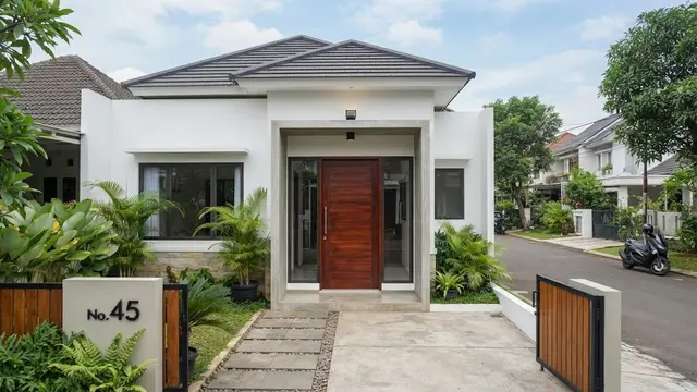 Pilihan Warna Pintu untuk Rumah dengan Dinding Putih
