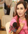 Cahya Kamila, putri dari Nani Wijaya kini tengah berbahagia lantaran sang ibunda yang baru saja resmi dipersunting sastrawan Ajip Rosidi. Mendukung keputusan Nani, ternyata Cahya punya pandangan sendiri soal Ajip. (Adrian Putra/Bintang.com)