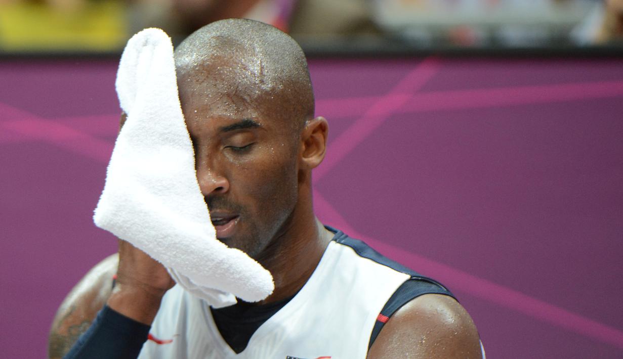 Ekspresi Kobe Bryant saat memperkuat AS melawan Nigeria dalam laga basket Olimpiade London 2012, (2/8/2012). (AFP/Mark Ralston)