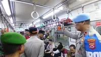 Polresta Tangerang memperketat pengawasan terhadap mobilitas pelajar menjelang aksi unjuk rasa di Jakarta, Kamis (27/8/2026). (Liputan6.com/Pramitha Tristiawati)
