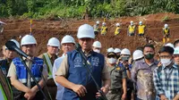 Gubernur DKI Jakarta Anies Baswedan mengadakan kunjungan kerja ke Proyek Saringan Sampah Ciliwung, TB Simatupang, Jagakarsa, Jakarta Selatan, Senin (26/9/2022).