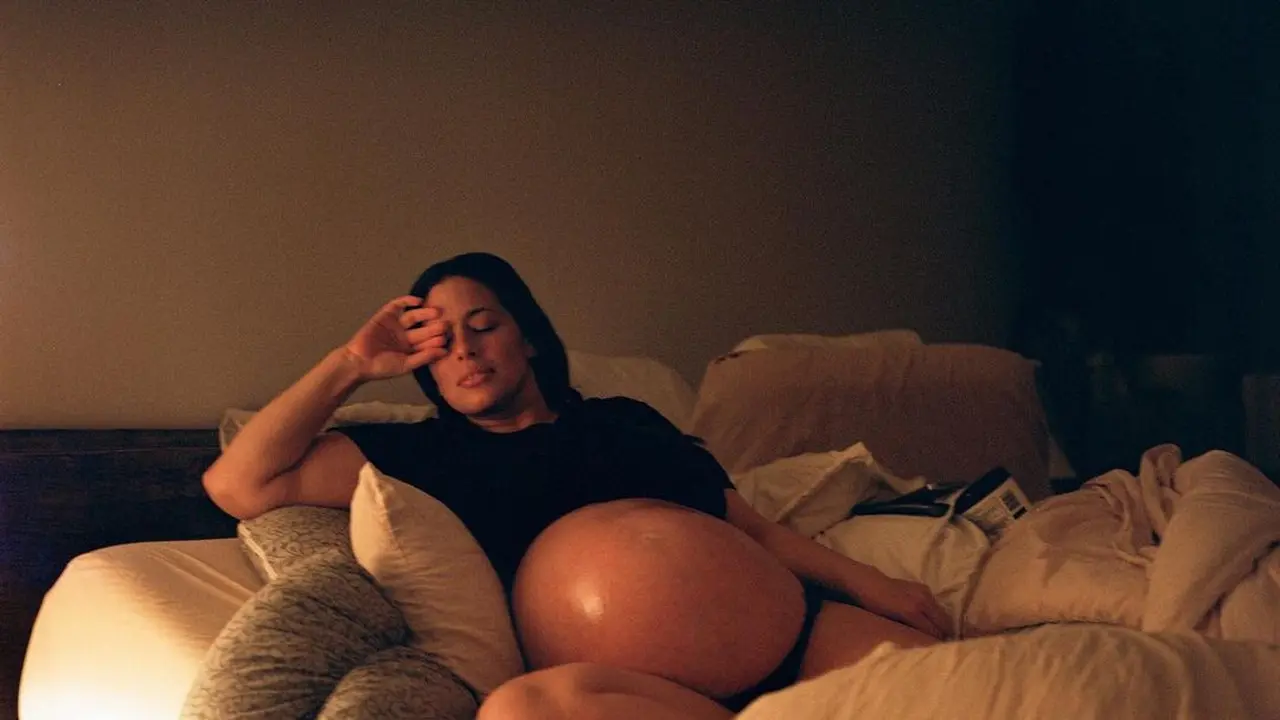 Ashley Graham hamil anak kembar