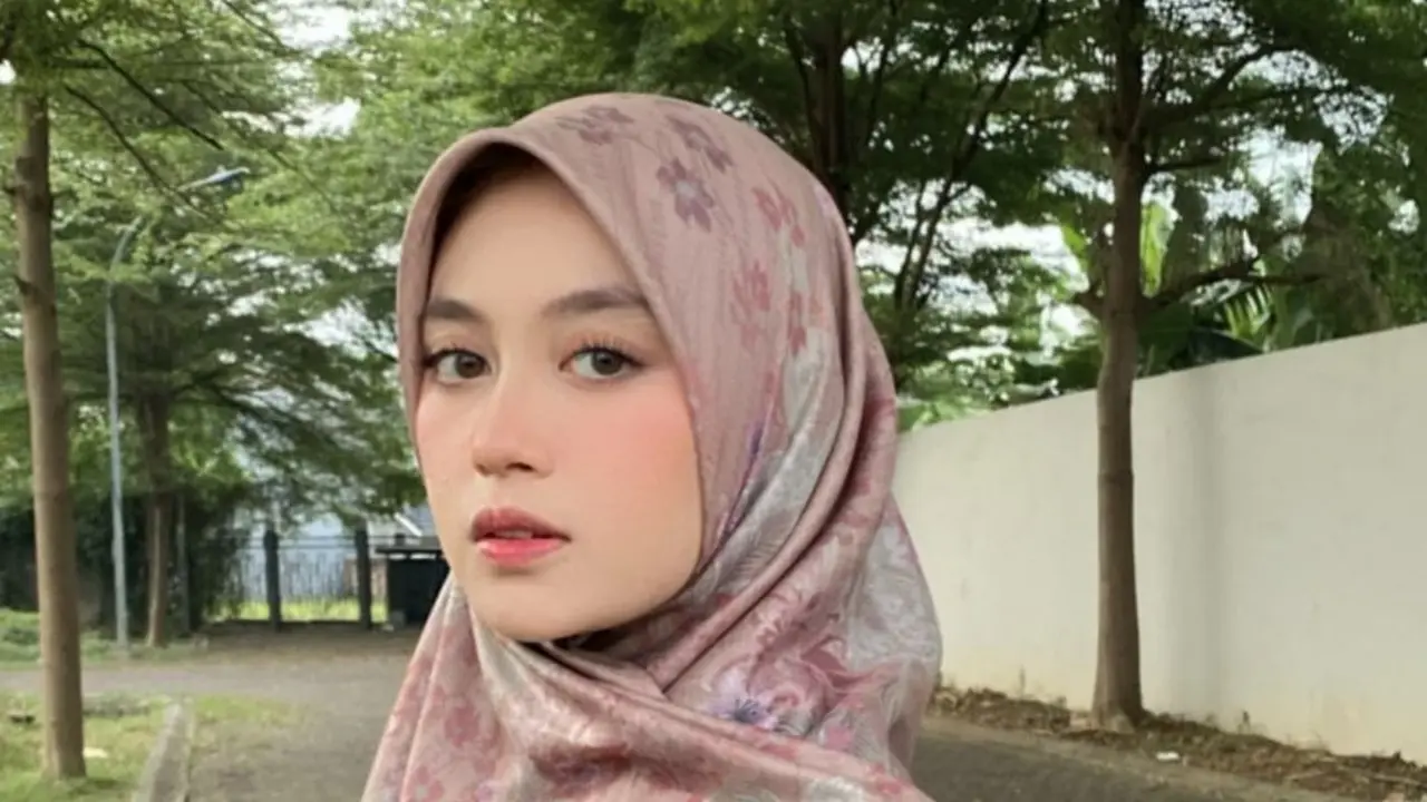 Nabilah eks JKT 48 makin cantik berhijab