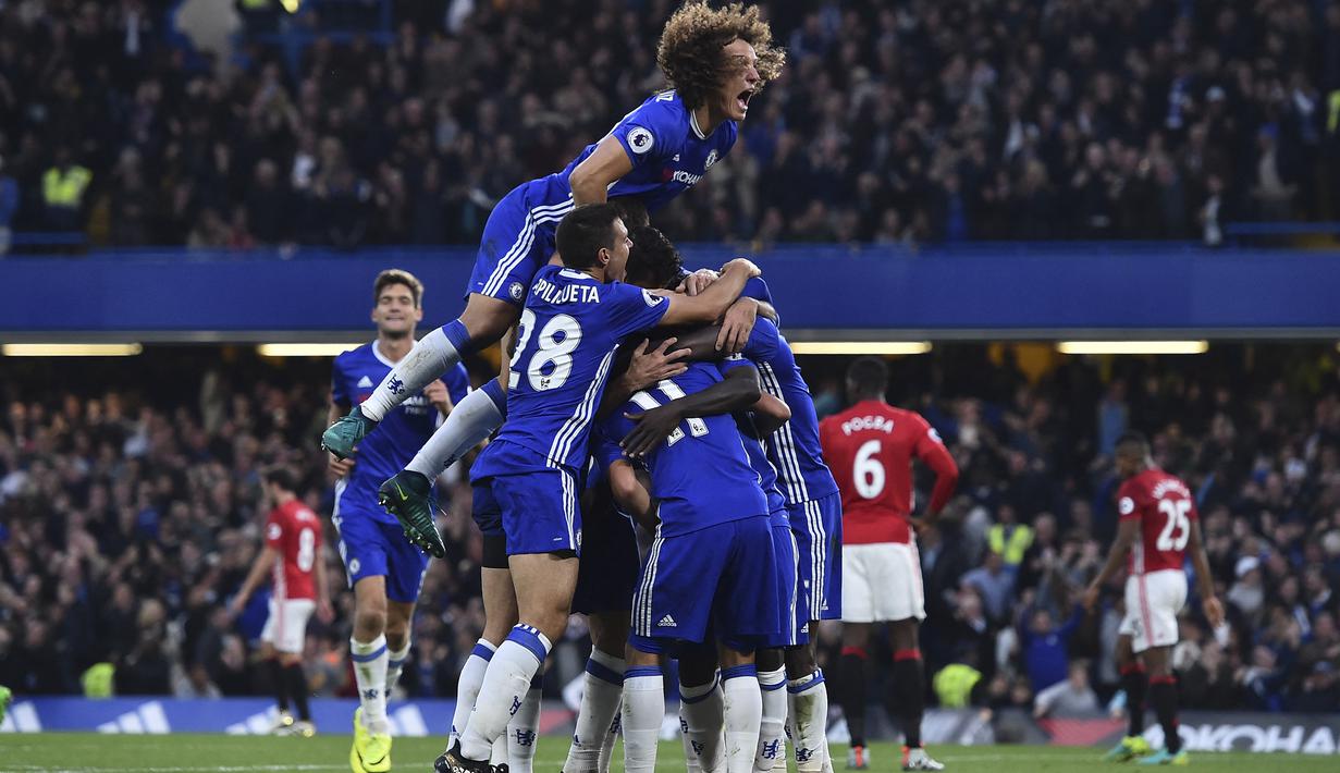 Chelsea vs Manchester United. Jose Mourinho mengalami kekalahan telak 0-4 bersama Manchester United saat menyambangi mantan klubnya, Chelsea dalam laga pekan ke-9 Liga Inggris 2016/2017 di Stamford Bridge, London, 23 Oktober 2016. (AFP/Glyn Kirk)