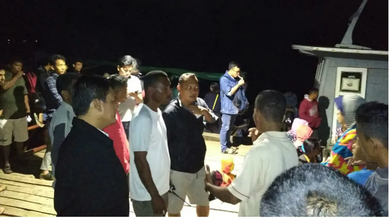 Perahu Tenggelam di Batam