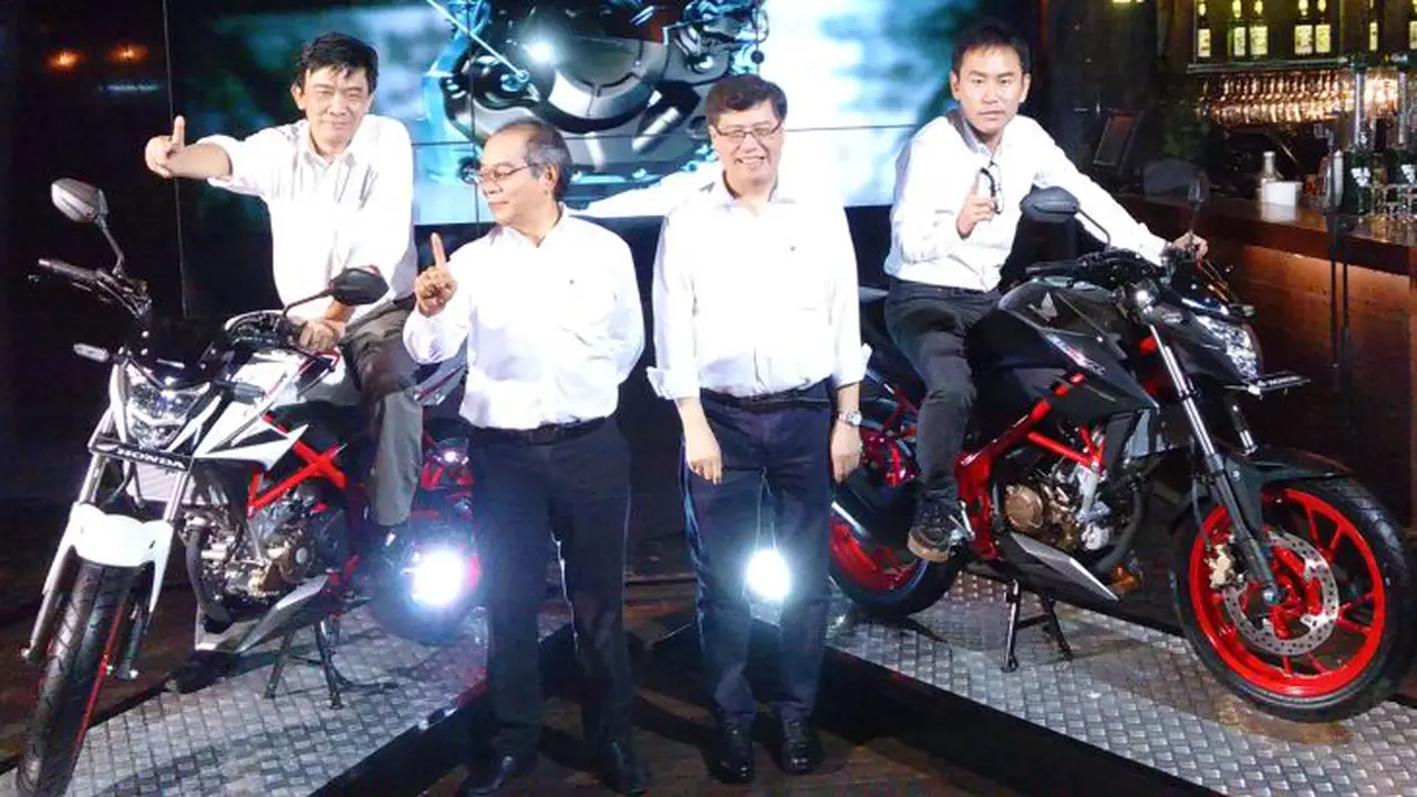 AHM Rilis Edisi Spesial Honda CB150R StreetFire