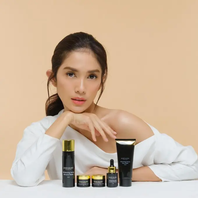 Dissy Bling by Ussy Sulistiawaty