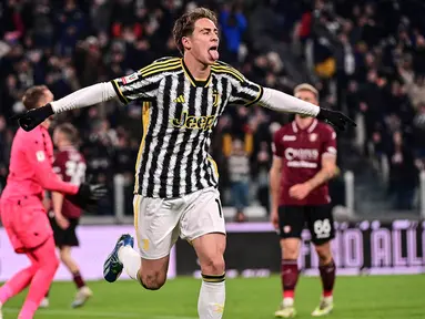 Pemain Juventus Kenan Yildiz melakukan selebrasi usai mencetak gol ke gawang Salernitana pada pertandingan sepak bola Coppa Italia di Juventus Stadium, Turin, Italia, Kamis (4/1/2024). (Marco Alpozzi/dpa via AP)