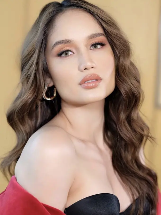 Perawatan wajah glowing Cinta Laura