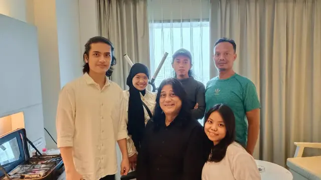Jarang Tersorot, Ini 6 Potret Anto Wijaya Pemeran Angling Dharma Bersama Anaknya