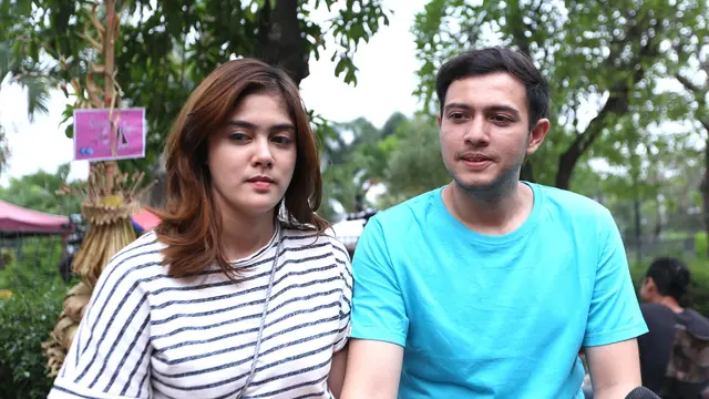 [Bintang] Rifky Balweel dan istri