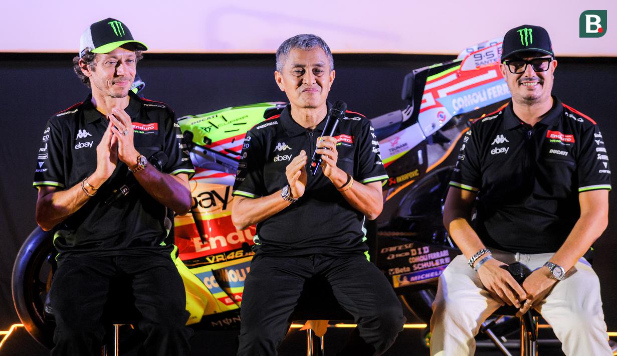 <p>Direktur Utama PT Pertamina Lubricants, Werry Prayogi menambahkan bahwa bagi Pertamina Lubricants, livery spesial ini bukan sekadar desain, tetapi simbol nyata dari kemitraan strategis antara Pertamina Lubricants dan VR46 Racing Team. (Bola.com/Bagaskara Lazuardi)</p>