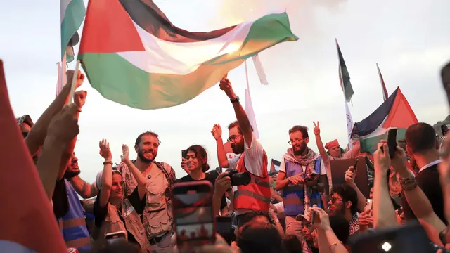 Tiba di Tunisia, Kapal Kemanusiaan Global Sumud Flotilla Disambut Meriah