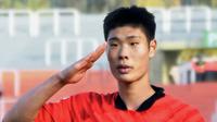 Penyerang Timnas Korea Selatan U-20, Lee Young-Jun melakukan selebrasi usai mencetak gol ke gawang Timnas Prancis U-20 pada Piala Dunia U-20 2023 (AFP/Andres Larrovere)