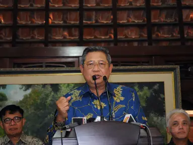 Presiden Susilo Bambang Yudhoyono menerima kunjungan delegasi Koalisi Merah Putih di Puri Cikeas, Bogor, (2/9/2014). (Liputan6.com/Helmi Fithriansyah)