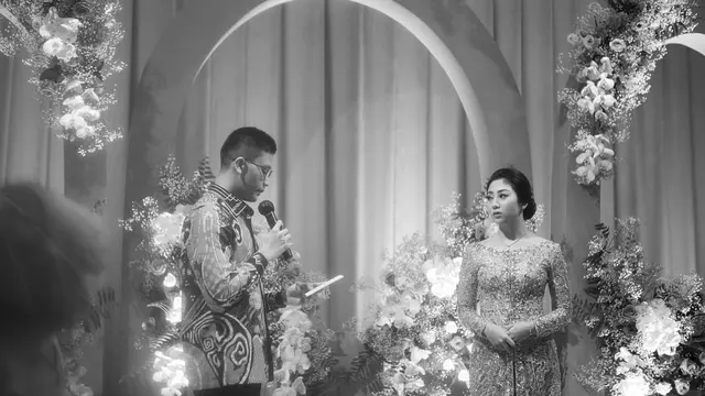 6 Momen Nikita Willy Dampingi Adik saat Lamaran, Penuh Haru Bahagia