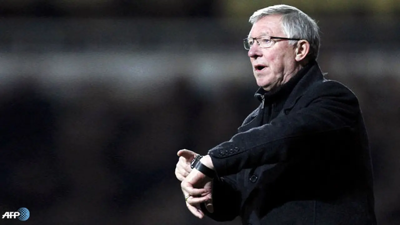 sir-alex-ferguson-in-black-130213b.jpg