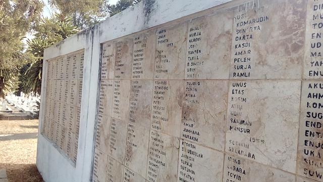 Deretan nama-nama pahlawan plus tiga pejuang macan Asia dari Jepang dan Korea Selatan di Taman Makam Pahlawan Tenjolaya Garut