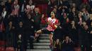 Southampton menang 2-1 atas tamunya Inter Milan pada laga Grup K Liga Europa di Stadion St Mary's, Jumat (4/11/2016) dini hari WIB. Virgil Van Dijk mencetak satu gol Southampton. (AFP/Glyn Kirk)