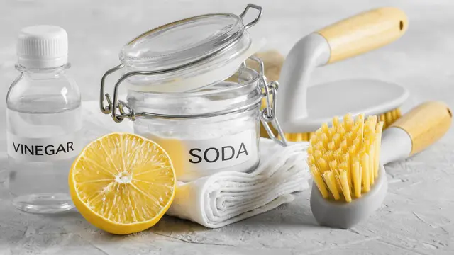 Ilustrasi Cuka dan Baking Soda