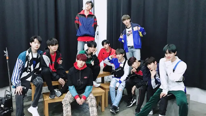 [Bintang] Lirik Lagu Wanna One, Light