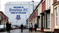 Everton akan diambilalih oleh dua pengusaha asal Amerika Serikat, John Jay Moores dan Charles Noell. (Daily Mail)
