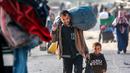 Serangan Israel menyasar berbagai lokasi seperti utara Gaza, Kota Gaza dan Deir al-Balah, Khan Younis dan Rafah di pusat dan selatan Jalur Gaza. (Bashar TALEB/AFP)