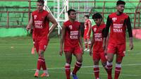 PSM saat sesi latihan di Stadion Andi Mattalatta Mattoangin, Makassar. (Bola.com/Abdi Satria)